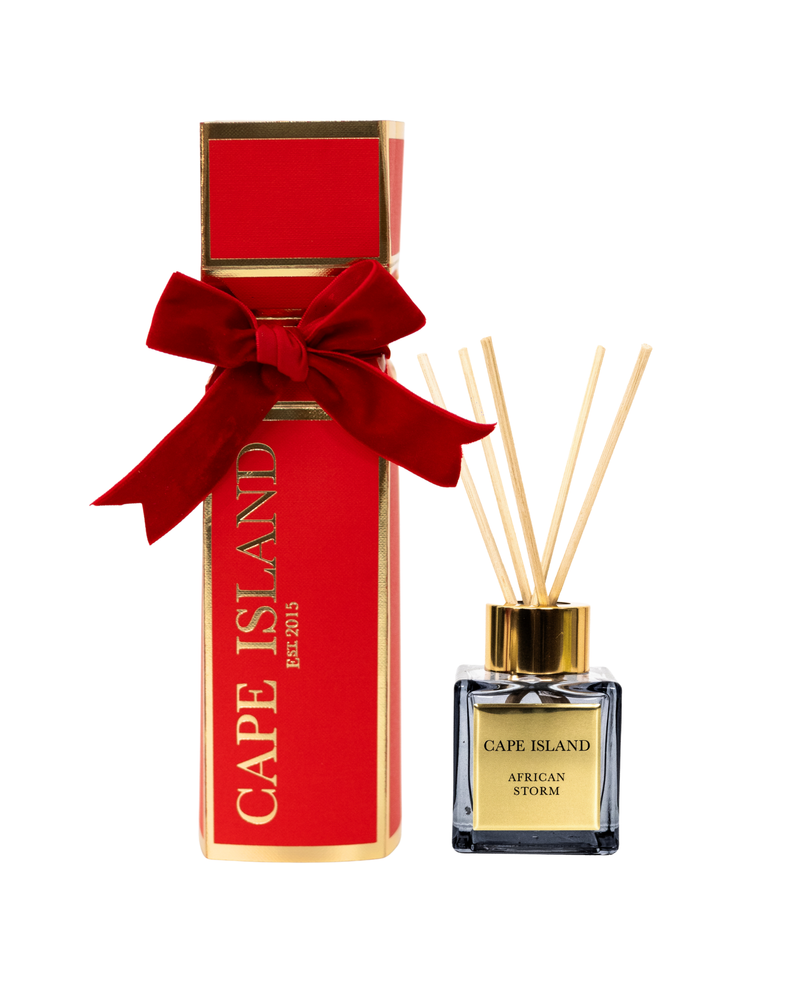 Red Christmas Cracker & 50ml Mini fragrance diffuser