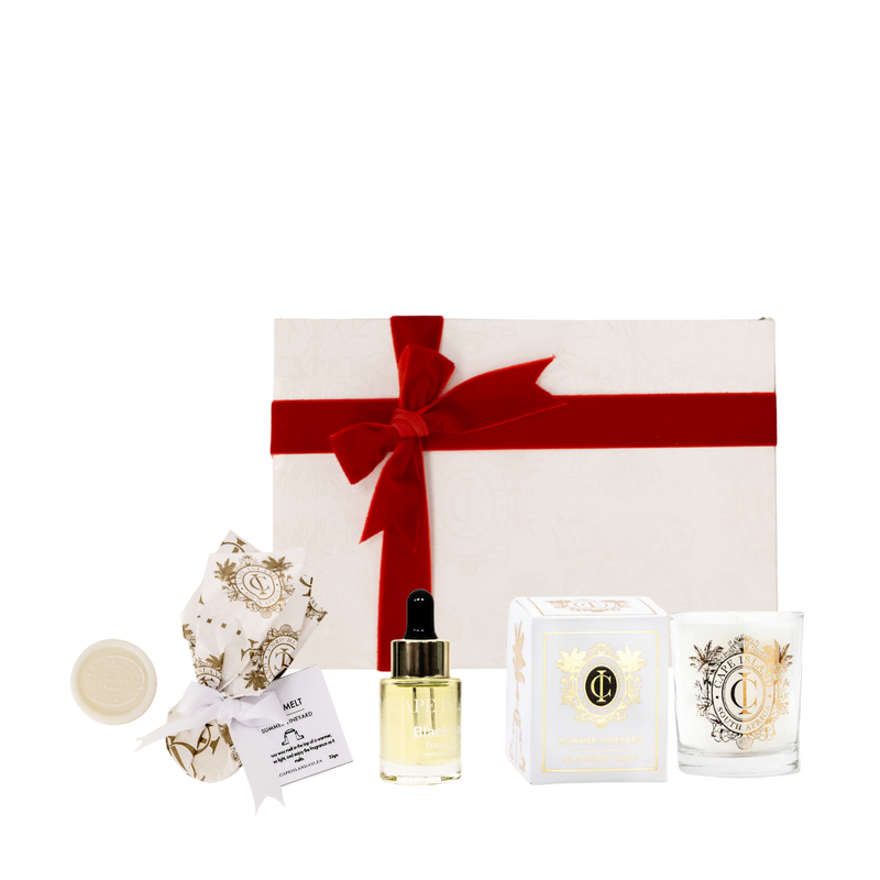 PETIT GIFT: Summer Vineyard Votive candle; 15ml Fragrance Oil and perfumed wax melt.