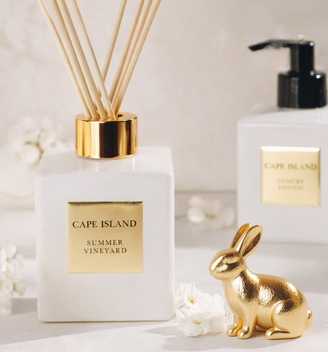 Golden moments, beautifully styled